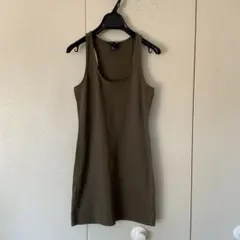H&M BASIC タンクトップ カーキ Sサイズのサムネイル