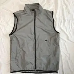 00s NIKE ナイキ　メッシュベスト　刺繍スウッシュロゴ　グレー