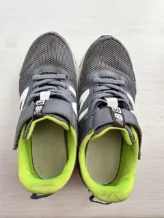 New Balance スニーカー　グレー　19cm