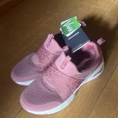 新品　SKECHERs レディース23.5センチ