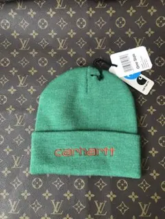 人気商品、新品未使用、タグ付き、carhartt グリーン ニット帽 、ビーニー