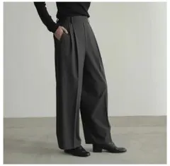 <WYM> HIGH TWISTED GABA WIDE TUCK SLACKS