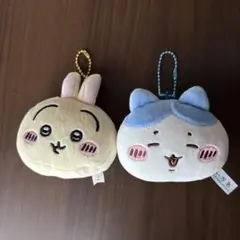 ちいかわ　うさぎとハチワレのぬいぐるみマスコットキーホルダー