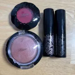 ヴシェリシェ　チーク•リップ