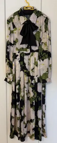 2026年最新】sov. フラワープリントサテンボウタイワンピースの人気