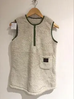 Ｆ,Oインターナショナル　ベスト　120〜140サイズ