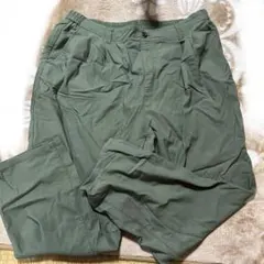 ナイロンパンツ