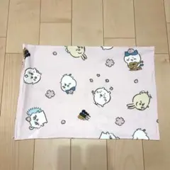 ちいかわ　ハチワレ　うさぎ　枕カバー　しまむら　桜　ピンク