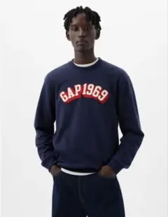 GAP1969アーチロゴスウェット ネイビー