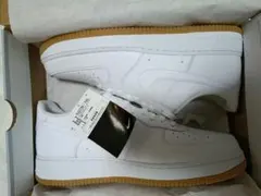 【新品】NIKE AIR FORCE 1 ホワイト ガムソール　29.5cm