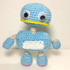 水色の編みぐるみロボット