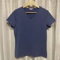 【新品】UNIQLO VネックTシャツ