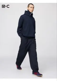 UNIQLO タックワイドテーパードパンツ　ネイビー　xs