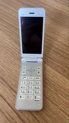 GRATINA KYF39 ホワイト 折りたたみ式