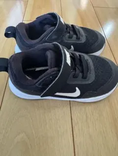 Nike ブラック スニーカー ベルクロ