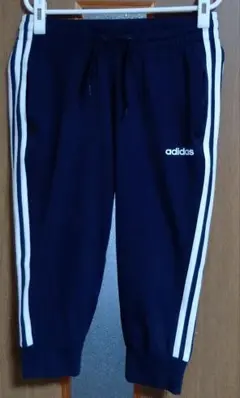 【adidas】エッセンシャルズ 3ストライプス 7分丈パンツ レディース