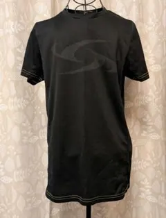 シンプル黒Tシャツ メンズМサイズ