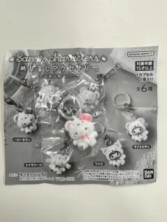 サンリオキャラクターズ　めじるしアクセサリー　〜ふわふわスノー〜　ハローキティ②