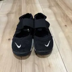Nike キッズ サンダル 黒