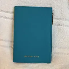 非売品　新品未使用　マイケルコース　パスポートケース