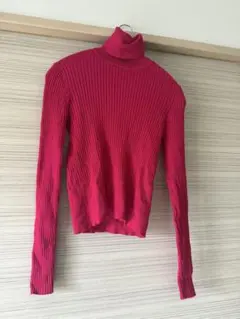 ZARA ショート丈　タートルネックセーター ピンク
