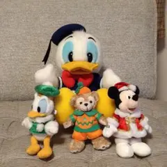 ディズニー　ドナルド　ぬいぐるみ&ミッキードナルドダッフィーぬいぐるみバッジ