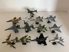2026年最新】チョコエッグ 世界の戦闘機の人気アイテム - メルカリ