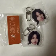 KO1KEYZ カプセルトイ 顔面アクキー ネームプレート ステッカー