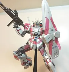 HGUC ムーンガンダム　メタリック+パール塗装　組立済み完成品　ガンプラ HGUC ムーンガンダム メタリック+パール塗装 組立済み完成品 ガンプラ