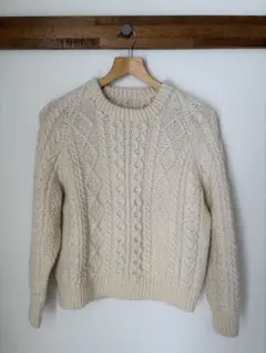 アイボリー ケーブルニットセーター 長袖