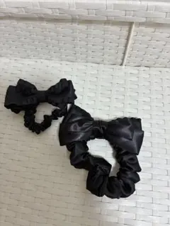 リボンシュシュ　2個セット　ブラック　黒