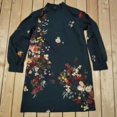 ZARA フラワープリント ダークグリーン ワンピース