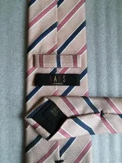 Item thumbnail for item 7c87e9ca-7dbf-40ae-936f-fd71d60a15f1