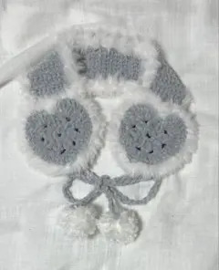 グレー　ハート　イヤーマフ　ハンドメイド　編み物　耳あて　もこもこ