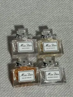 Miss Dior ミニ香水 4種セット （箱なし） - メルカリ
