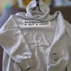 SANTA CRUZ スケートボード パーカー グレー