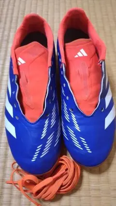 adidas サッカースパイク predator 22.5㌢ 【最終価格】 - メルカリ