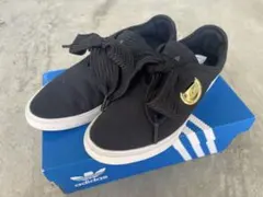 美品 adidas SLEEK LO アディダス スリークロー 22.5cm