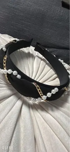 カチューシャ 黒 パール