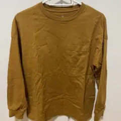 GU マスタード色 ポケット付き 長袖カットソー 150