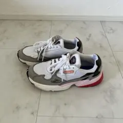 アディダスオリジナルス　adidas アディダスファルコン WHT/WHT