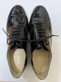 pedala ブラックローファー エナメル　23.5cm