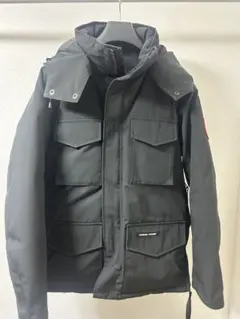 CANADA GOOSE ダウンジャケット
