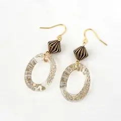 アンティーク風　ピアス　透明　オーバル　リング　ブラック　ビーズ　ハンドメイド