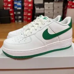 NIKE エアフォース1 FV5948-107 新品 24.5 - メルカリ