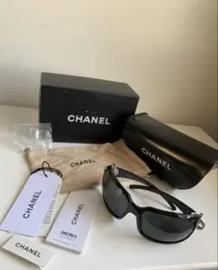 レア】CHANEL シャネル サングラス 6030 ホワイト ココマーク - メルカリ