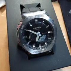 ​【本体ほぼ新品】G-SHOCK GM-2100C-5AJF メタルカシオークのサムネイル