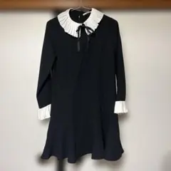 BUBBLES バブルス　フリル襟黒い膝丈ワンピース フリル　リボンのサムネイル