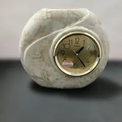 Item thumbnail for item 9415b3a0-5f48-410a-916e-50b7e4e73937