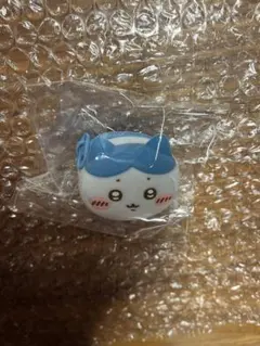 ちいかわミニシリコンポーチ　ハチワレ